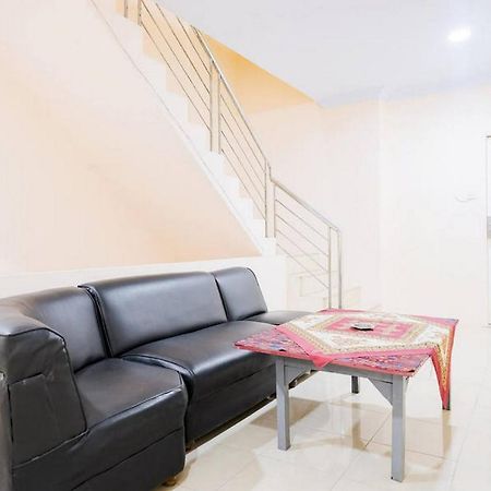 Waringin Residence Redpartner Medan Exterior photo